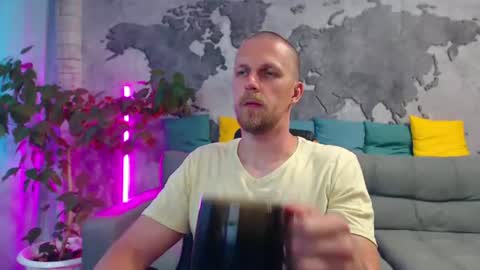 Snapshot of vikingchrisss chatting on 07/19/26, 10:30 vikingchrisss online show from 07/19/26, 10:30