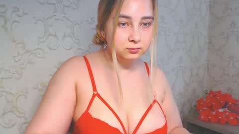 Snapshot of vikiwaitingforyou chatting on 06/26/26, 09:14 Vitoria online show from 06/26/26, 09:14