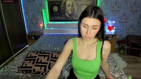 vikki and george online show from 02/17/25, 04:48