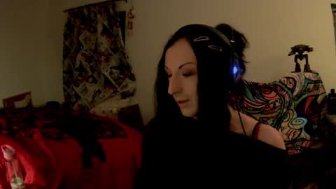 vikskikat online show from 12/08/24, 01:02