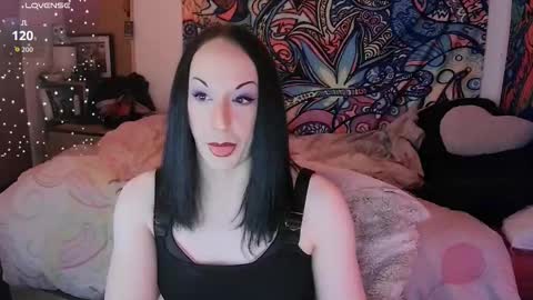 vikskikat online show from 02/14/26, 07:21