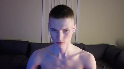 Max online show from 04/08/26, 05:13