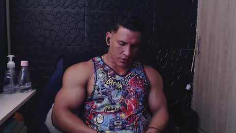 Viktor Herrera online show from 12/21/25, 01:07