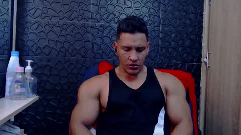 Viktor Herrera online show from 02/08/26, 03:15