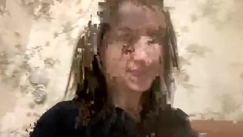 Snapshot of viktoria9898 chatting on 12/16/25, 12:21 Sweett online show from 12/16/25, 12:21