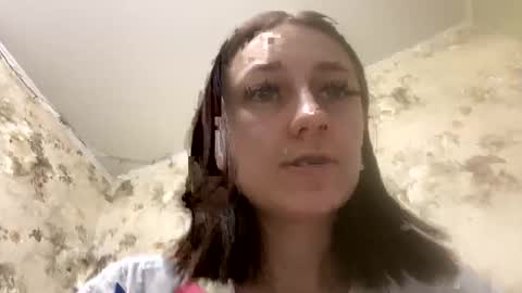 Snapshot of viktoria9898 chatting on 01/13/26, 01:05 Sweett online show from 01/13/26, 01:05