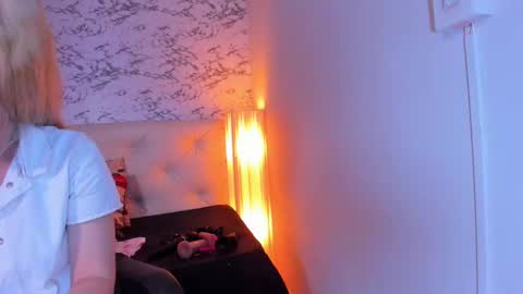 Viktoria online show from 01/16/25, 10:44