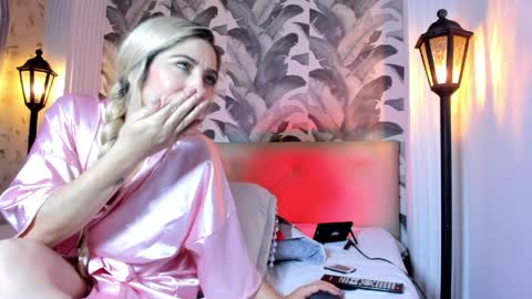 Viktoria online show from 04/01/26, 10:16