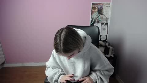 Snapshot of viktoria_lovely chatting on 01/14/25, 06:13 viktoria_lovely online show from 01/14/25, 06:13