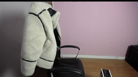 Snapshot of viktoria_lovely chatting on 12/22/25, 06:32 viktoria_lovely online show from 12/22/25, 06:32