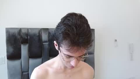 viktornoir online show from 10/31/25, 03:57