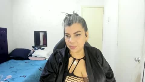 VIKY ADAMS online show from 01/15/26, 08:12