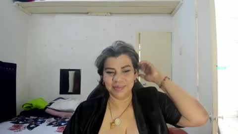 VIKY ADAMS online show from 02/09/26, 02:54