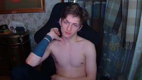 Snapshot of vince__dice chatting on 12/06/24, 07:12 Dimoooooon online show from 12/06/24, 07:12