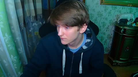 Snapshot of vince__dice chatting on 12/20/24, 01:11 Dimoooooon online show from 12/20/24, 01:11