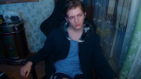 Snapshot of vince__dice chatting on 12/22/24, 07:52 Dimoooooon online show from 12/22/24, 07:52