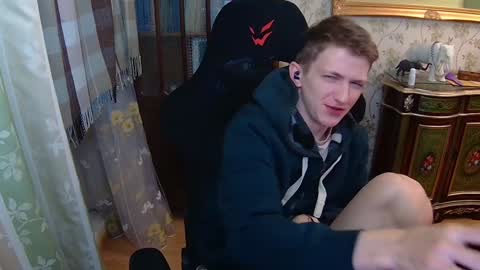 Snapshot of vince__dice chatting on 01/10/25, 06:53 Dimoooooon online show from 01/10/25, 06:53