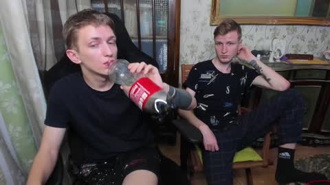 Snapshot of vince__dice chatting on 01/11/25, 07:59 Dimoooooon online show from 01/11/25, 07:59