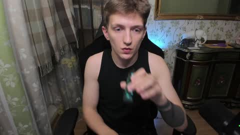 Snapshot of vince__dice chatting on 01/30/25, 10:41 Dimoooooon online show from 01/30/25, 10:41