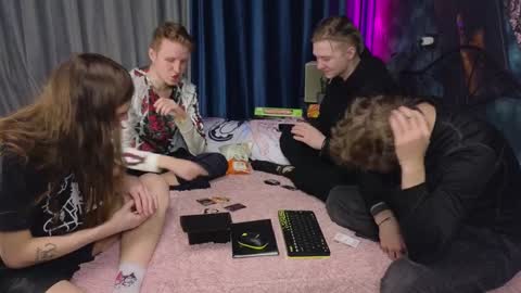 Snapshot of vince__dice chatting on 02/08/25, 09:57 Dimoooooon online show from 02/08/25, 09:57