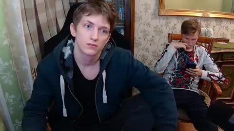 Snapshot of vince__dice chatting on 02/28/25, 11:12 Dimoooooon online show from 02/28/25, 11:12