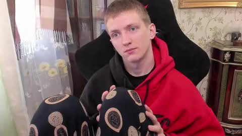 Dimoooooon online show from 05/28/26, 08:00
