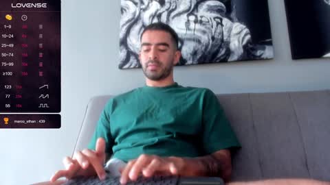 Snapshot of vince_colin chatting on 12/30/24, 02:51 VINCE online show from 12/30/24, 02:51