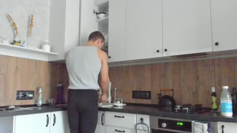 Vincent.  uncut 18cm online show from 12/29/24, 08:44