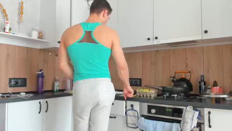 Vincent.  uncut 18cm online show from 02/17/25, 07:47