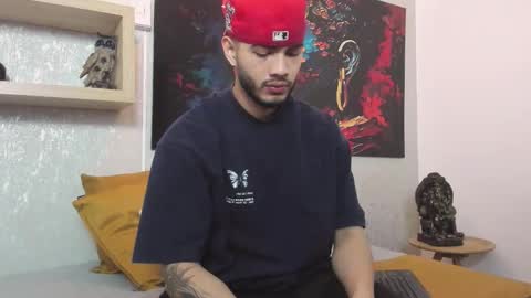 Vincent online show from 09/21/25, 03:52