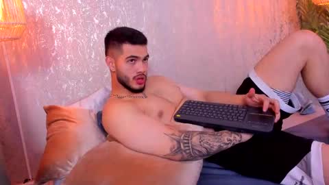 Vincent online show from 09/23/25, 04:26