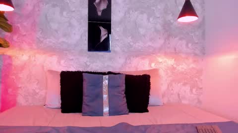 Vincent online show from 09/28/25, 02:39