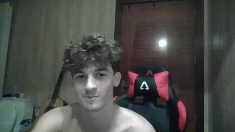 Snapshot of vincentprice69 chatting on 01/24/25, 01:56 vincentprice69 online show from 01/24/25, 01:56