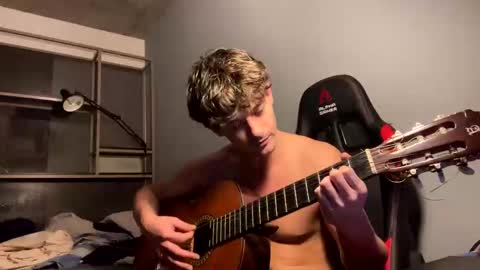 Snapshot of vincentprice69 chatting on 11/14/25, 06:06 vincentprice69 online show from 11/14/25, 06:06