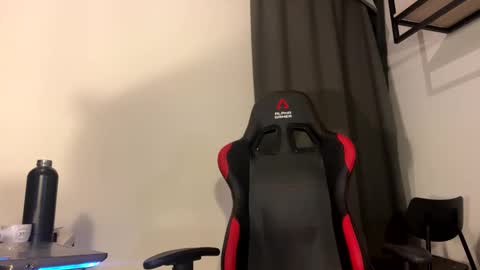 Snapshot of vincentprice69 chatting on 02/22/26, 04:13 vincentprice69 online show from 02/22/26, 04:13