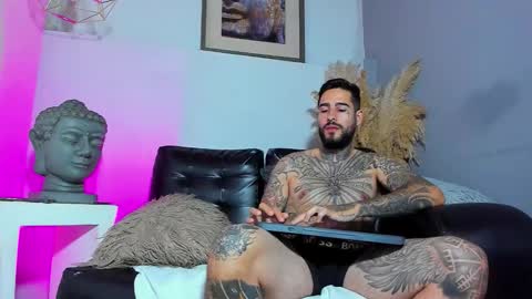 Snapshot of vincentsartori chatting on 03/21/26, 08:19 Vincent Sartori online show from 03/21/26, 08:19