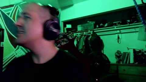 onlyhaveeyes4u online show from 04/15/26, 02:07