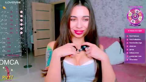 Vinkiepinkie online show from 09/21/25, 03:24