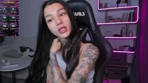 Snapshot of vinkitinkii chatting on 12/08/24, 06:22 vinkitinkii online show from 12/08/24, 06:22