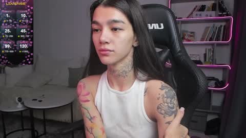 Snapshot of vinkitinkii chatting on 01/21/25, 06:54 vinkitinkii online show from 01/21/25, 06:54