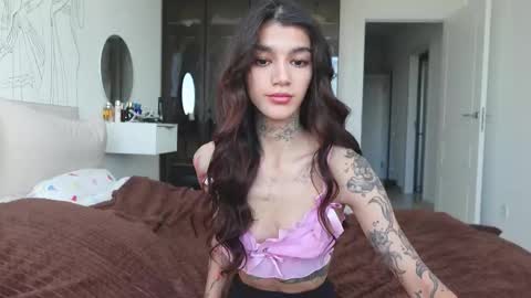 Snapshot of vinkitinkii chatting on 10/07/25, 06:54 vinkitinkii online show from 10/07/25, 06:54