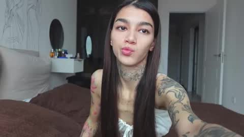 Snapshot of vinkitinkii chatting on 10/16/25, 06:58 vinkitinkii online show from 10/16/25, 06:58