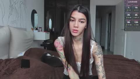 Snapshot of vinkitinkii chatting on 10/30/25, 07:54 vinkitinkii online show from 10/30/25, 07:54