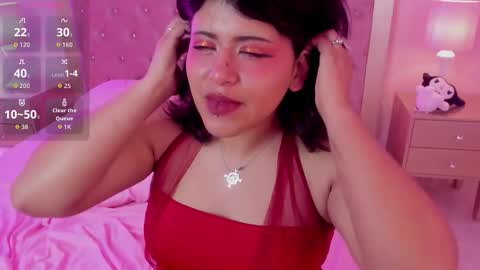 Snapshot of vinksmokee chatting on 02/20/26, 04:51 Vin online show from 02/20/26, 04:51