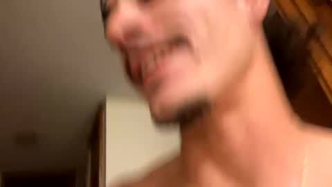 Snapshot of vinsmoke_sanji2020 chatting on 01/11/25, 03:34 Sanji online show from 01/11/25, 03:34