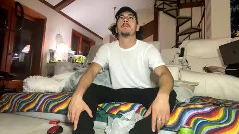 Snapshot of vinsmoke_sanji2020 chatting on 01/24/25, 04:48 Sanji online show from 01/24/25, 04:48