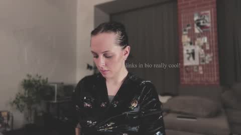 Diva Silvia online show from 01/25/25, 04:24