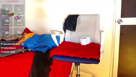 Snapshot of vinzent_lafed_ chatting on 10/24/25, 12:12 vinzent_lafed_ online show from 10/24/25, 12:12