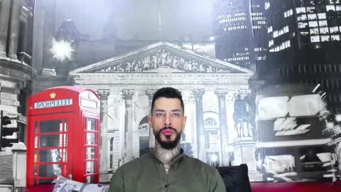 Snapshot of vinzenzrizzo chatting on 10/02/25, 09:33 ---Vinzen--- online show from 10/02/25, 09:33