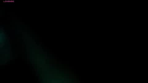 Snapshot of vio_let_ chatting on 11/28/25, 04:59 Daniela online show from 11/28/25, 04:59